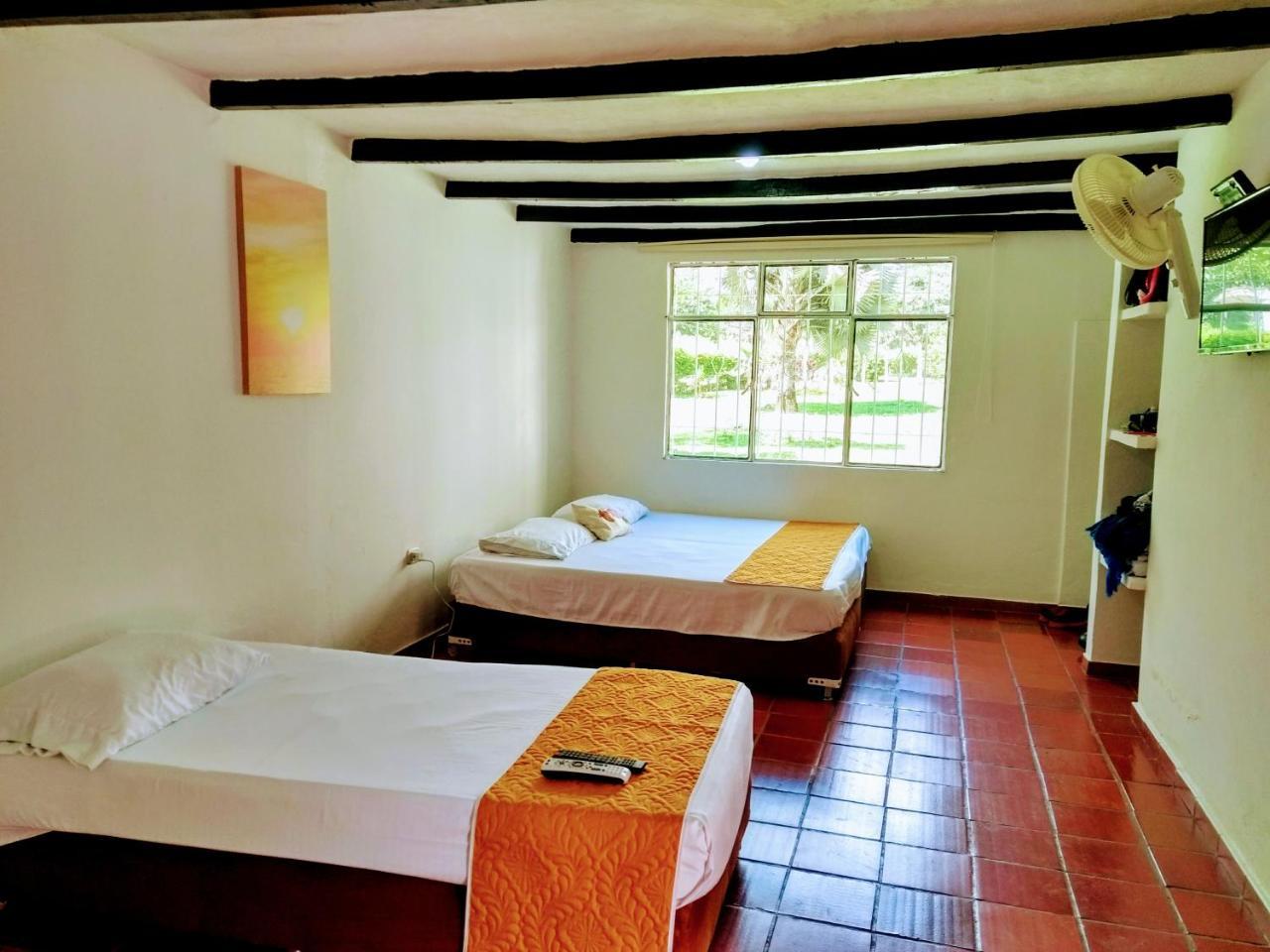 Hotel Playa By Marbar Hoteles Villeta Eksteriør bilde